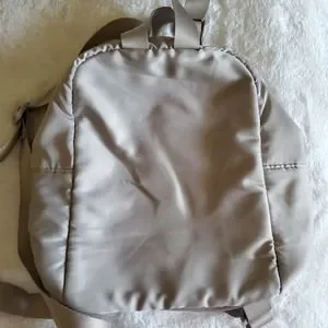 Hollister mini backpack shop